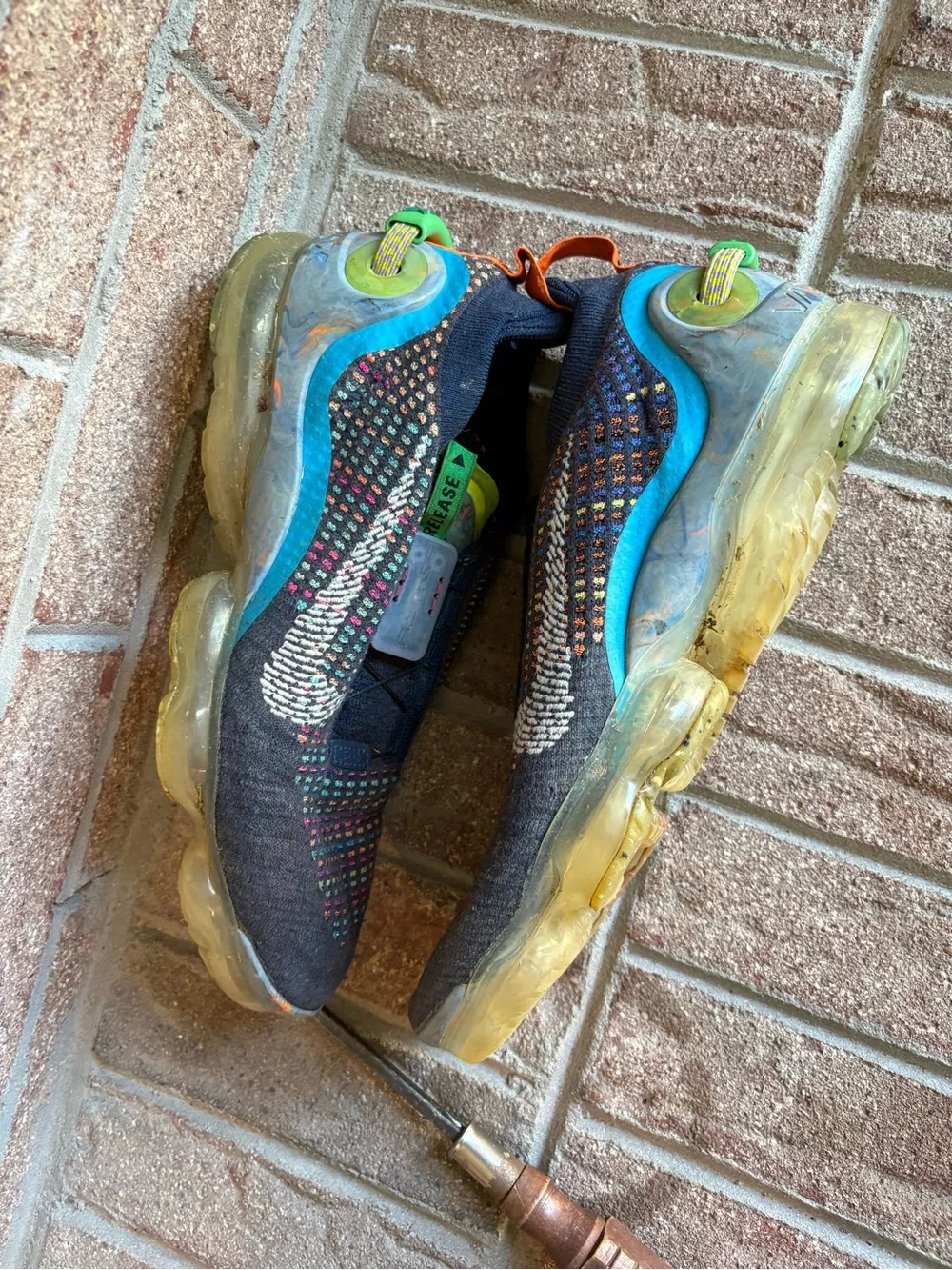 Nike Air VaporMax 2020 Flyknit Newsprint Multicolor Shoes Men's Size 10.5